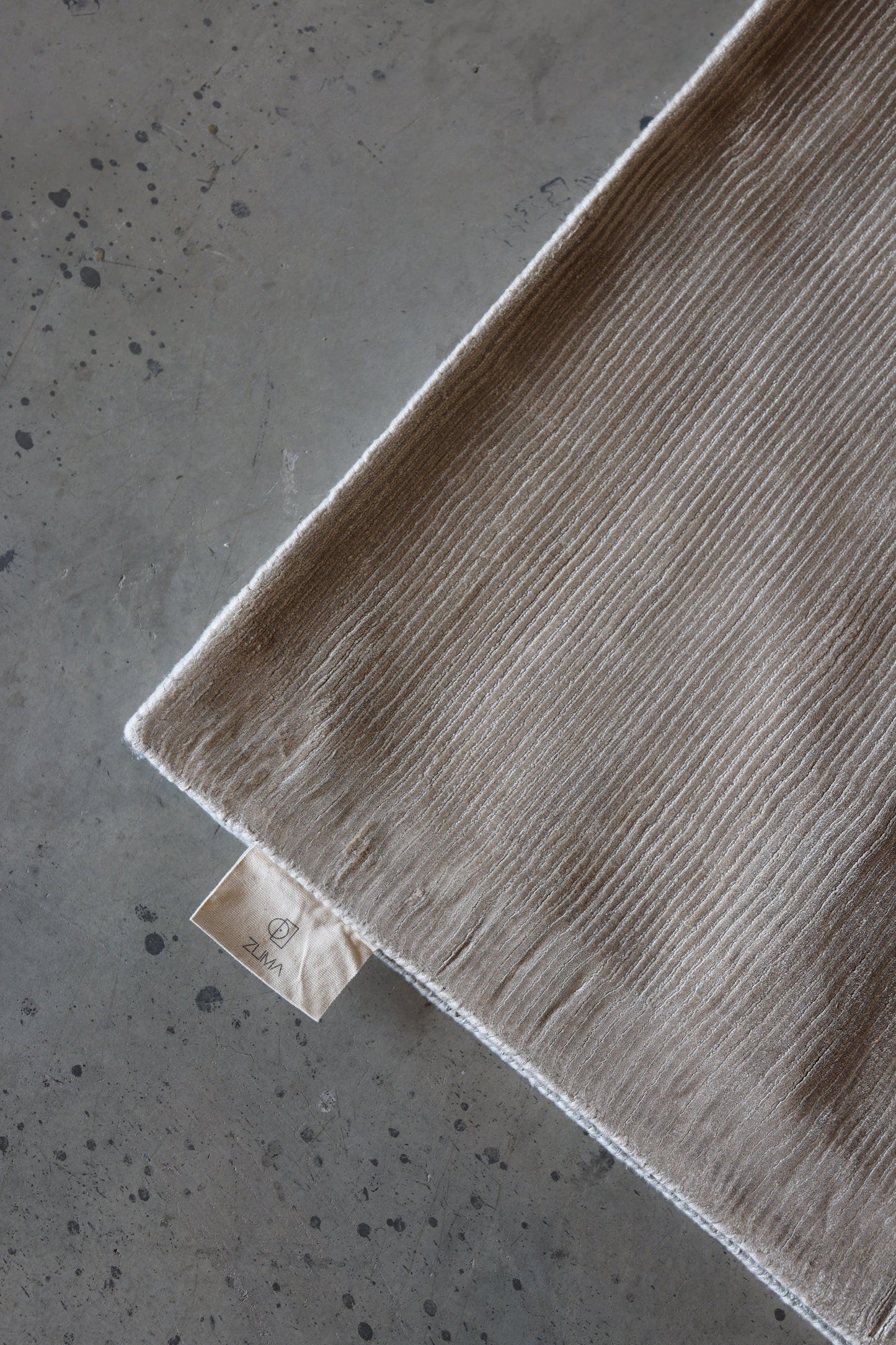 3*4m Stokes (Taupe) - Cotton Silk & Handloom Carpet - Zuma UAE