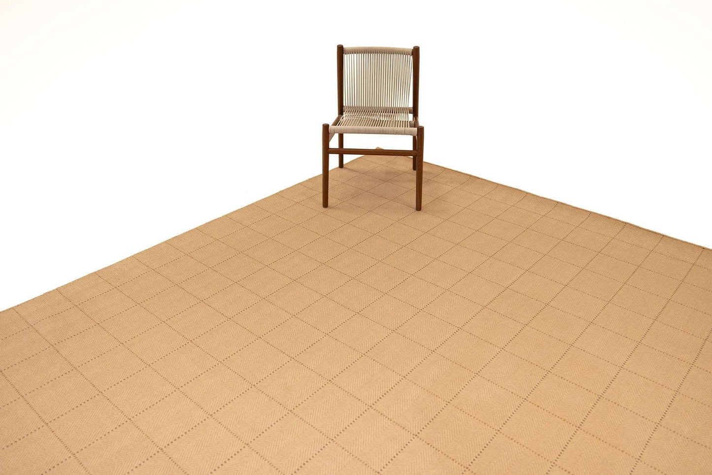 Herringbone 2.0 Carpet - Virgin Wool Handloom Carpet -Zuma UAE