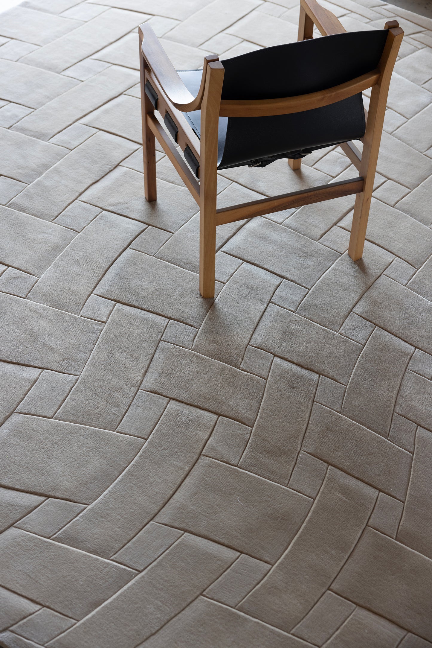 Trug 2.0 Carpet - 50% New Zealand Wool and 50% Cotton Silk - Zuma UAE