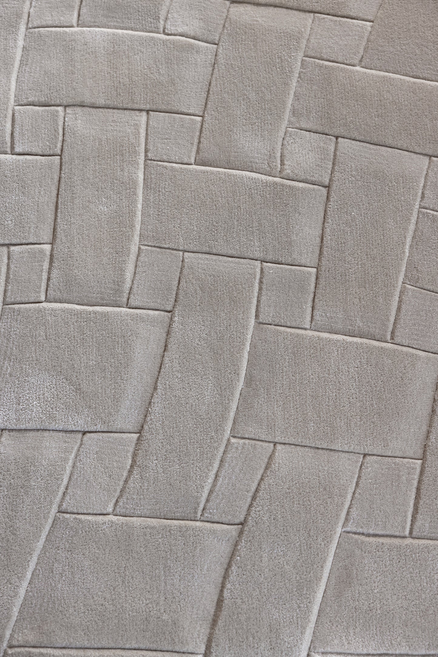 3*4m Trug 2.0 Carpet - 50% New Zealand Wool and 50% Cotton Silk - Zuma UAE