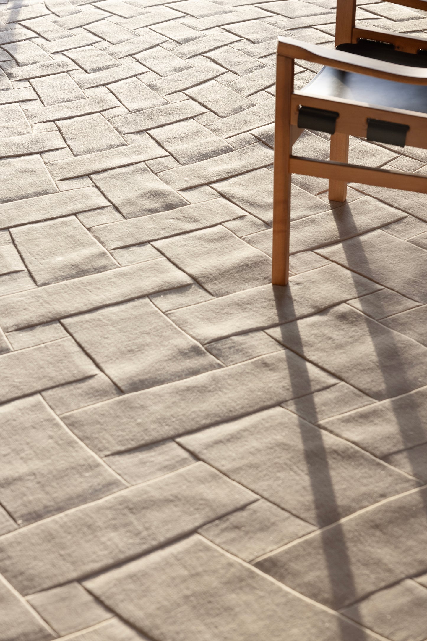 5m Trug Carpet - 50% New Zealand Wool and 50% Cotton Silk - Zuma UAE