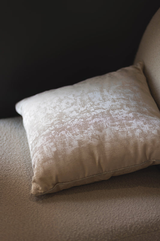 Voski Cushions Ivory Cushions - Zuma UAE