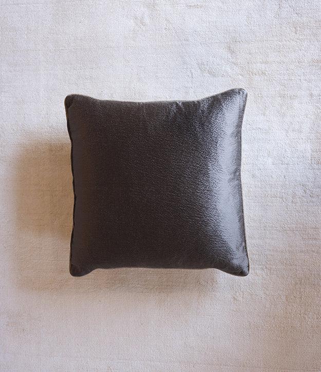 Bed Olivia Cushions - Zuma UAE