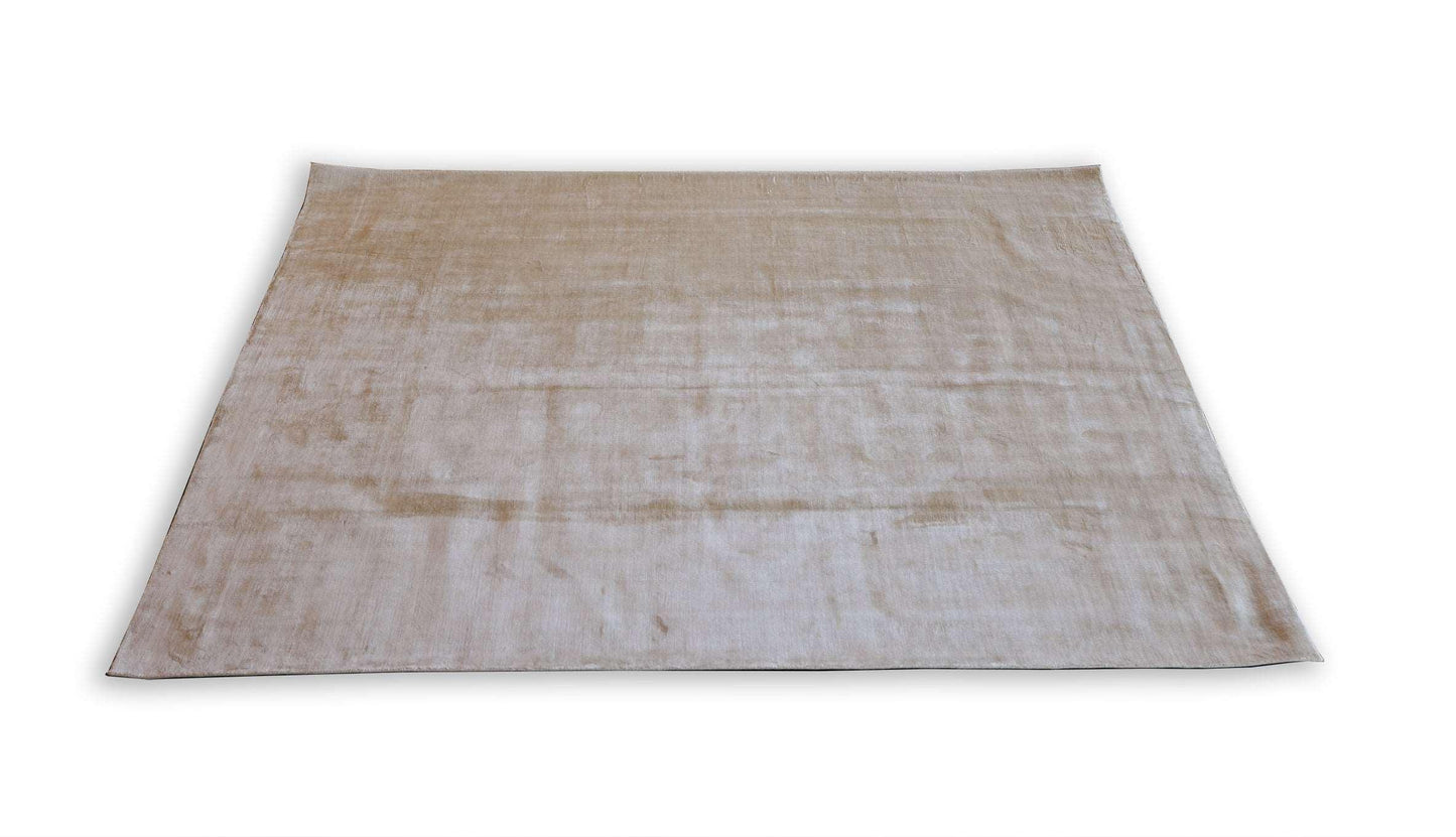 Fine Loom Collection - Cotton Silk & Fineloom Carpet - Zuma UAE