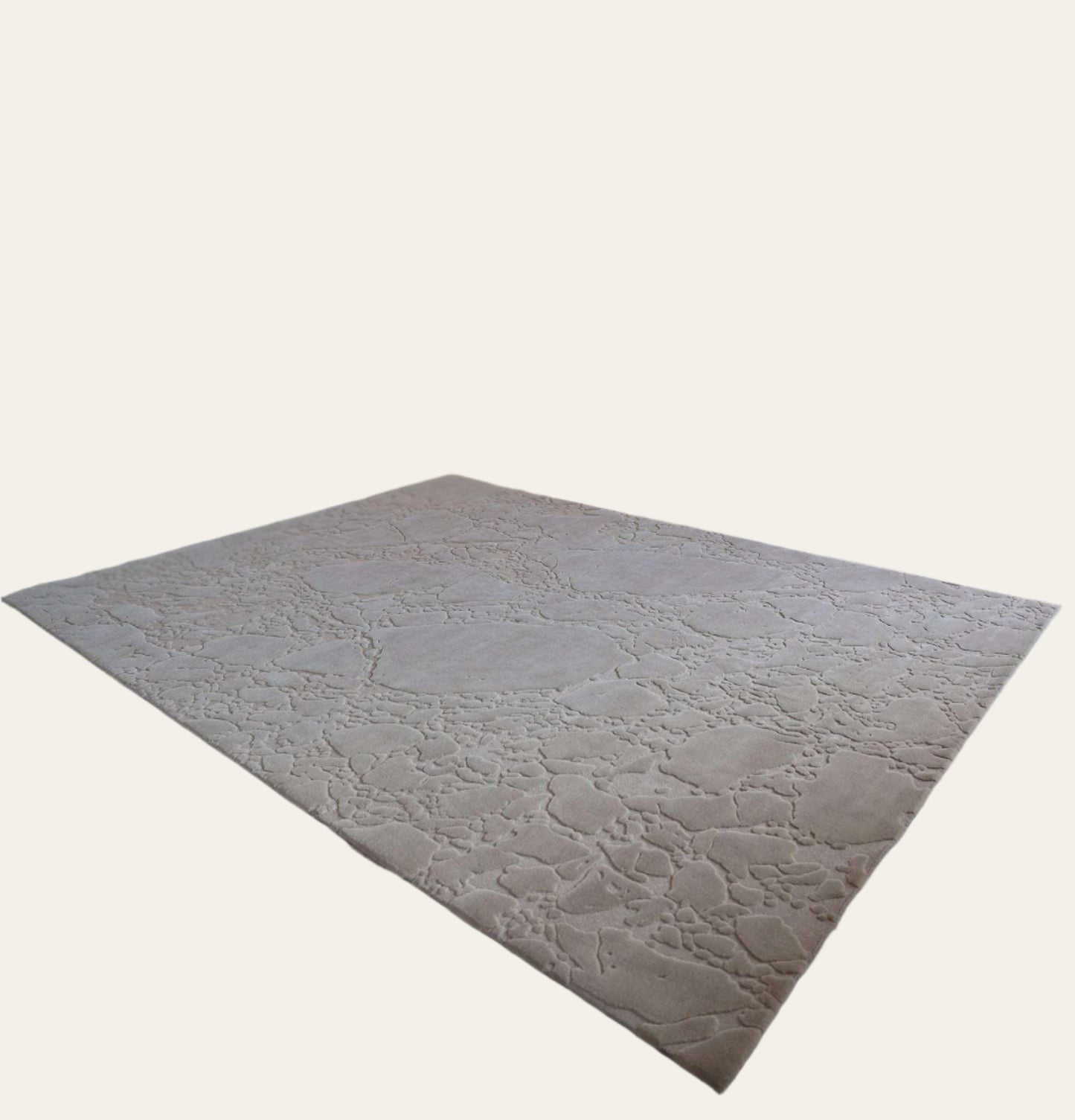 Melbourne Carpet -  Hand Carded Semi-Worsted New Zealand Wool and Bamboo Silk - Zuma UAE