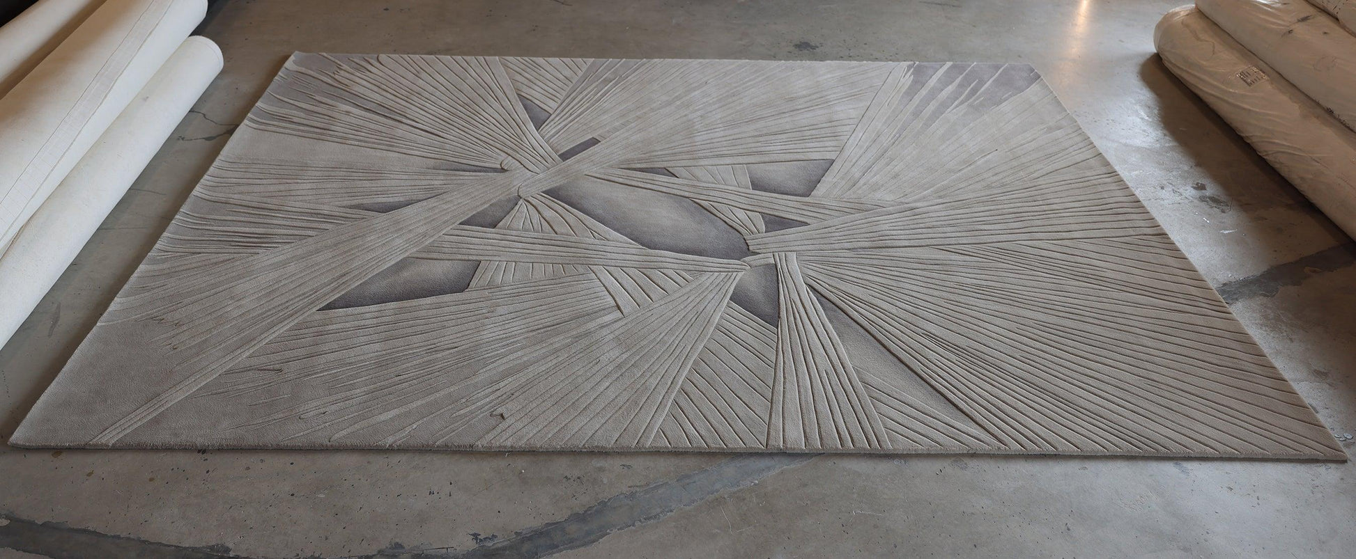 4*6m Tangled Carpet - Hand Carded Semi Worsted New Zealand Wool - Zuma UAE