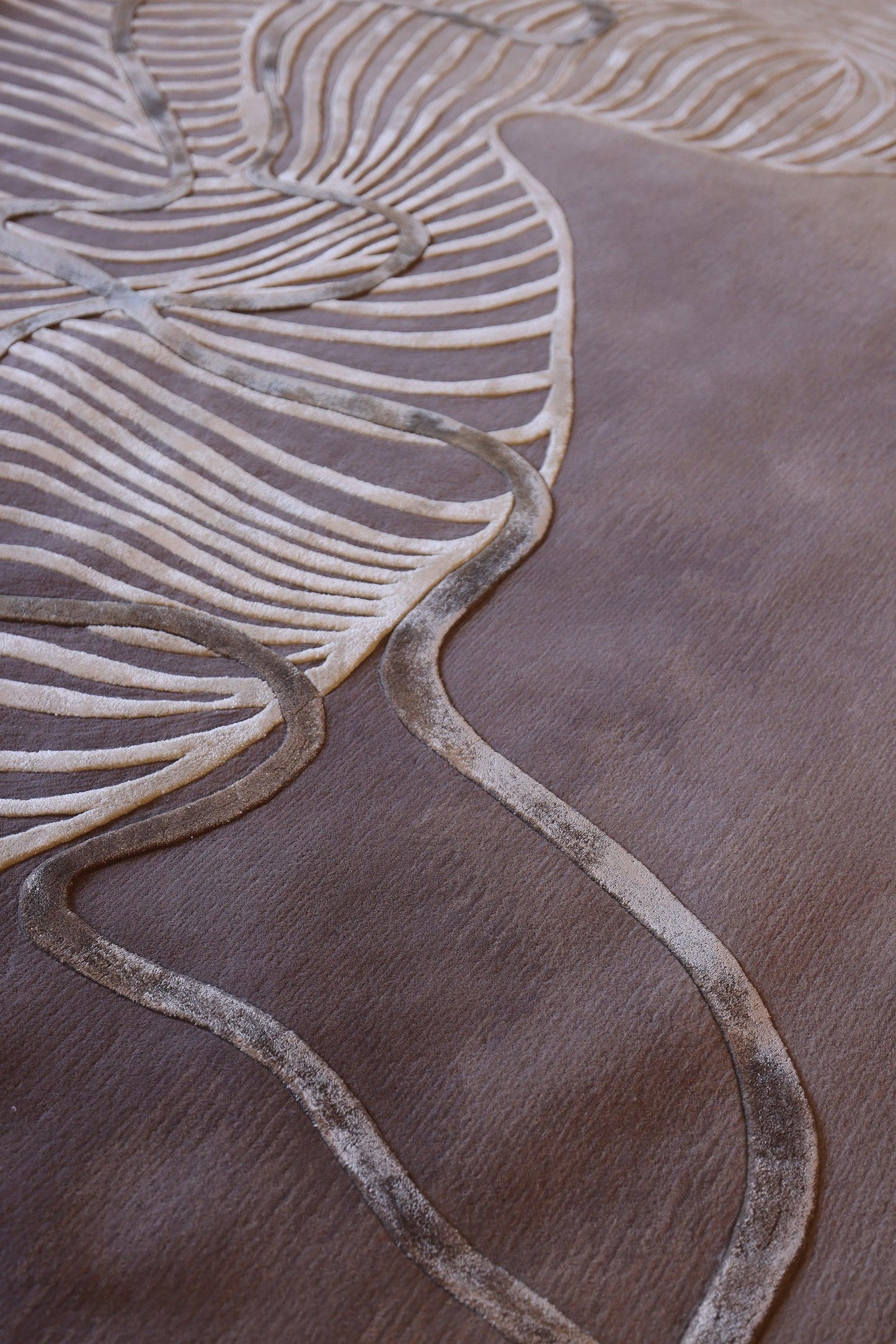 Silk Ribbons Round (Original) Carpet - New Zealand Wool and Bamboo Silk - Zuma UAE