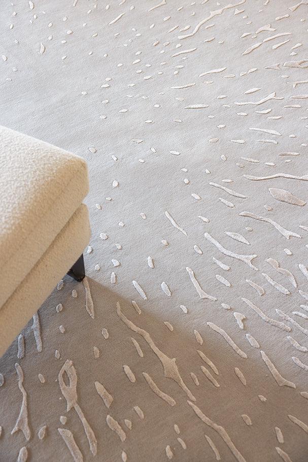 2.5 x 3.5m Silk Splatter 2.0 (Cold Grey) Carpet - New Zealand Wool and Polished Cotton Silk - Zuma UAE