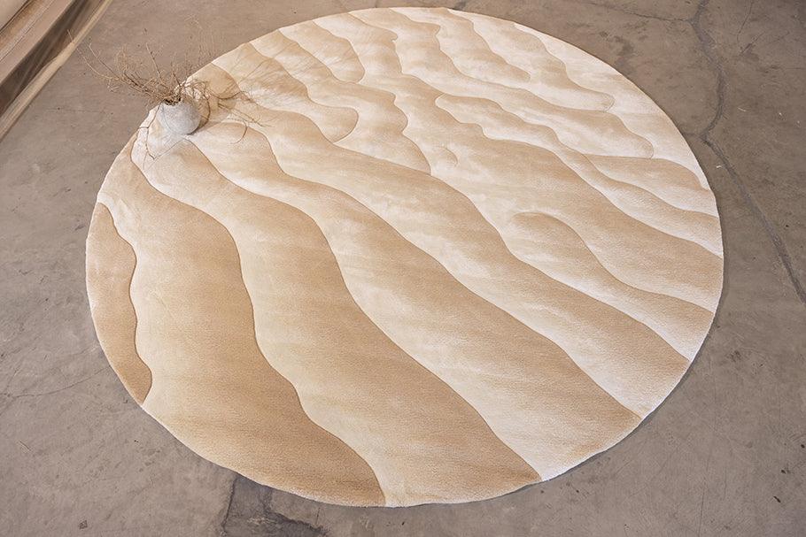 Dunes (Crema) Carpet Online - Hand-tufted in Bamboo Silk and Hand Carded Semi-Worsted New Zealand Wool - Zuma UAE