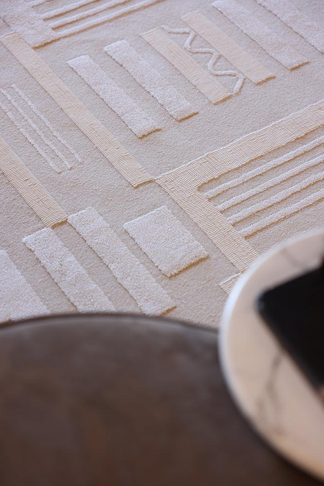 Louis (Ivory) Carpet - Hand Carded Semi worsted New Zealand Wool, New Zealand and Polished Cotton Silk - Zuma UAE