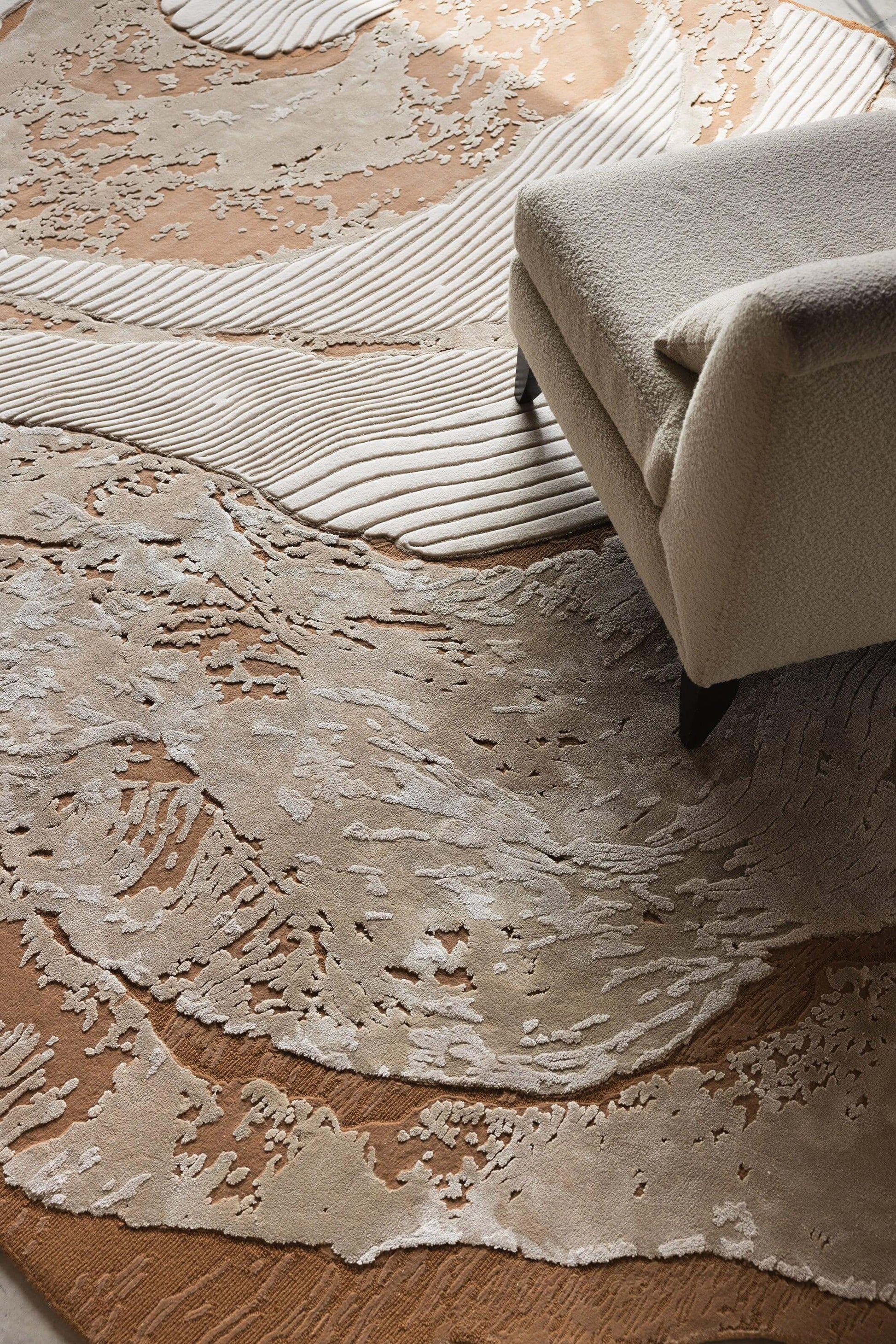 Vicuna Carpet - Hand Carded Spun Silk with Twisted Semi-Worsted - Zuma UAE