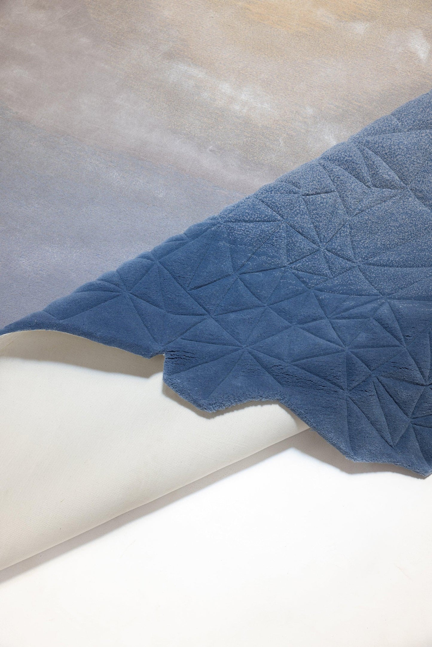 Rockefeller Carpet - New Zealand Wool and Cotton Silk - Zuma UAE