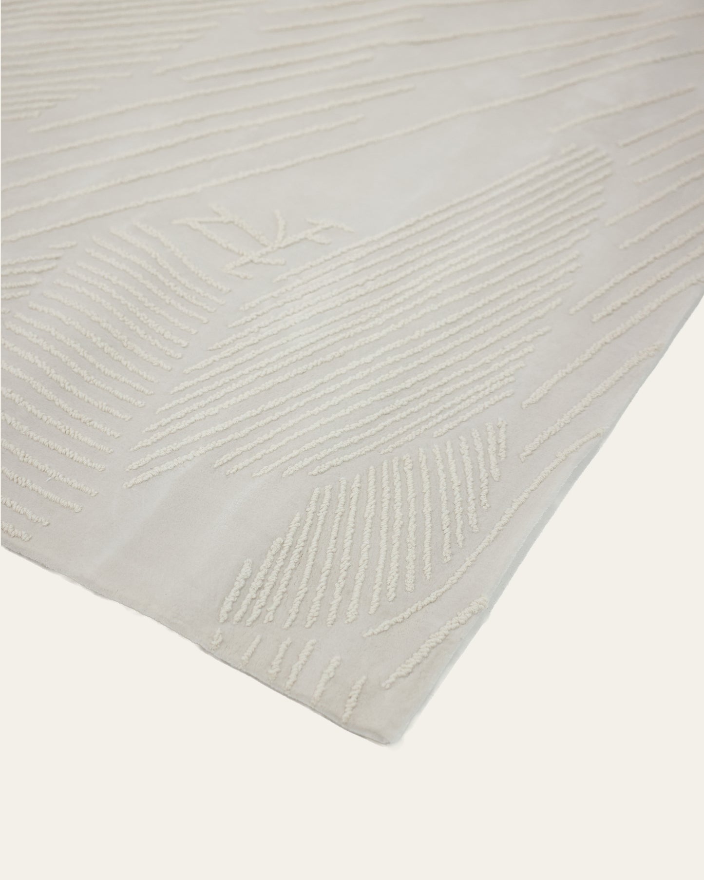 Moth (Ivory)