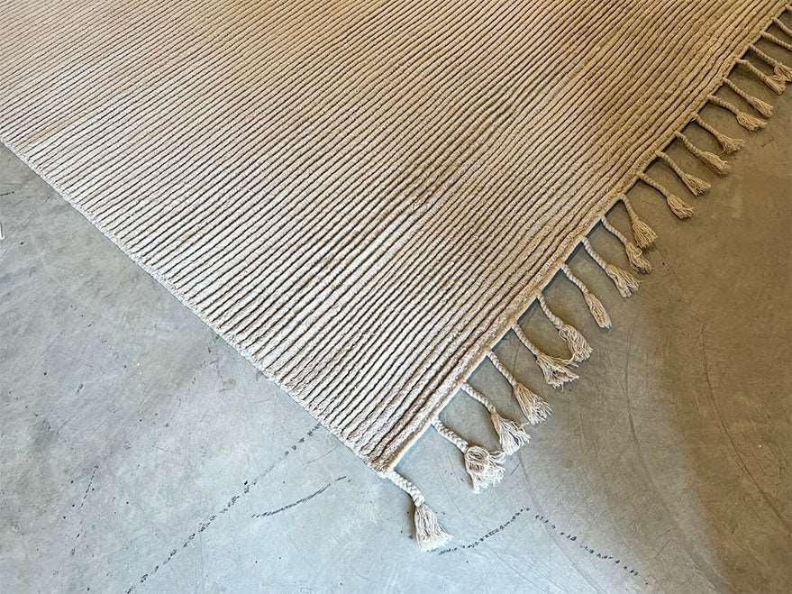 Fluff Carpet - Wool Handloom Carpet - Zuma UAE