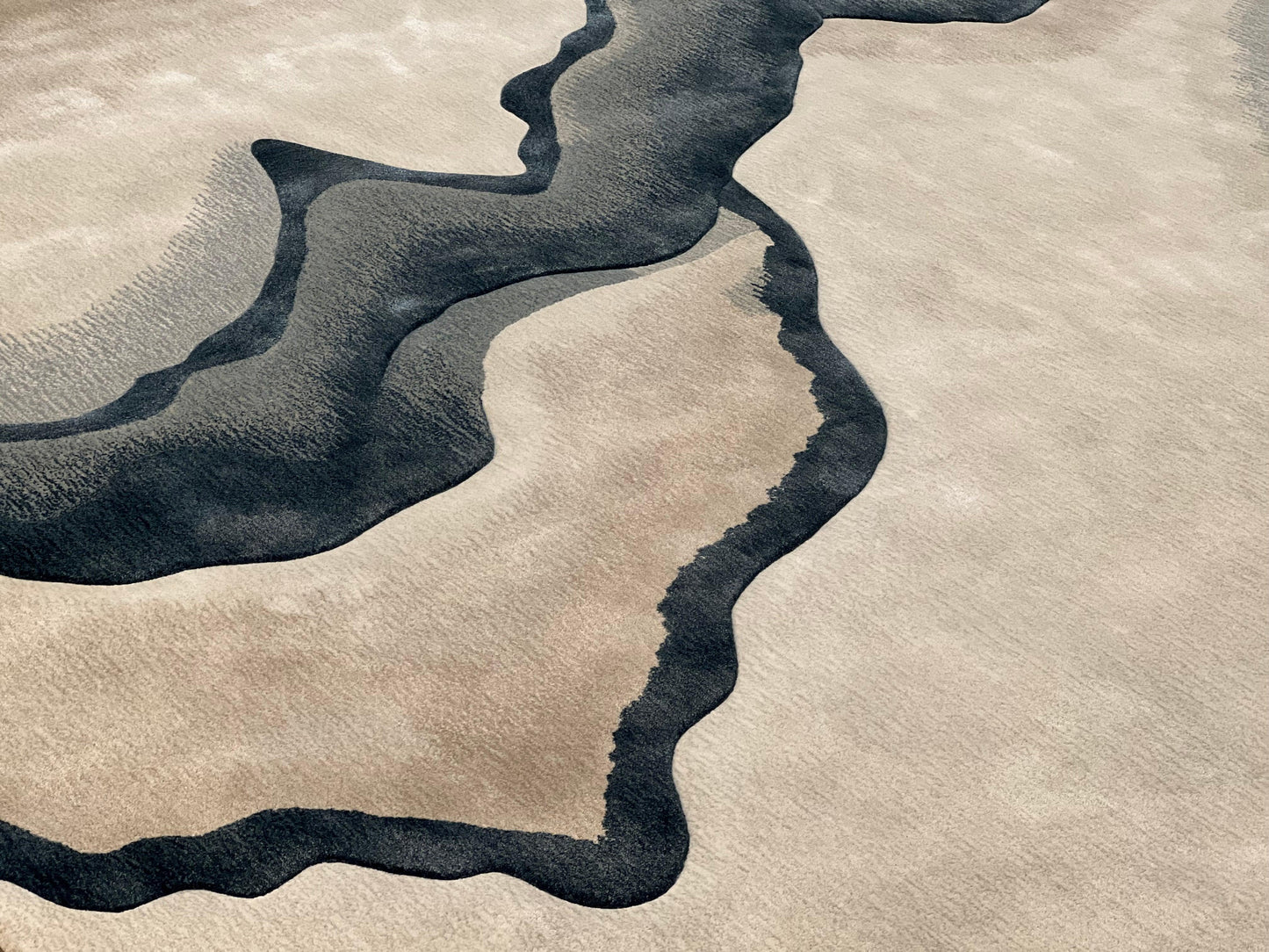 3*4m Saadiyat (Aqua) Carpet - Hand Carded Semi Worsted New Zealand Wool and Bamboo Silk - Zuma UAE