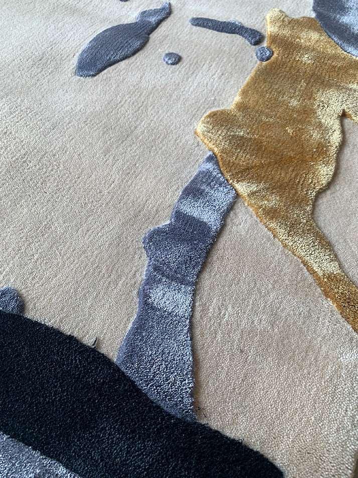 Melt Carpet Online - New Zealand wool and Cotton silk - Zuma UAE