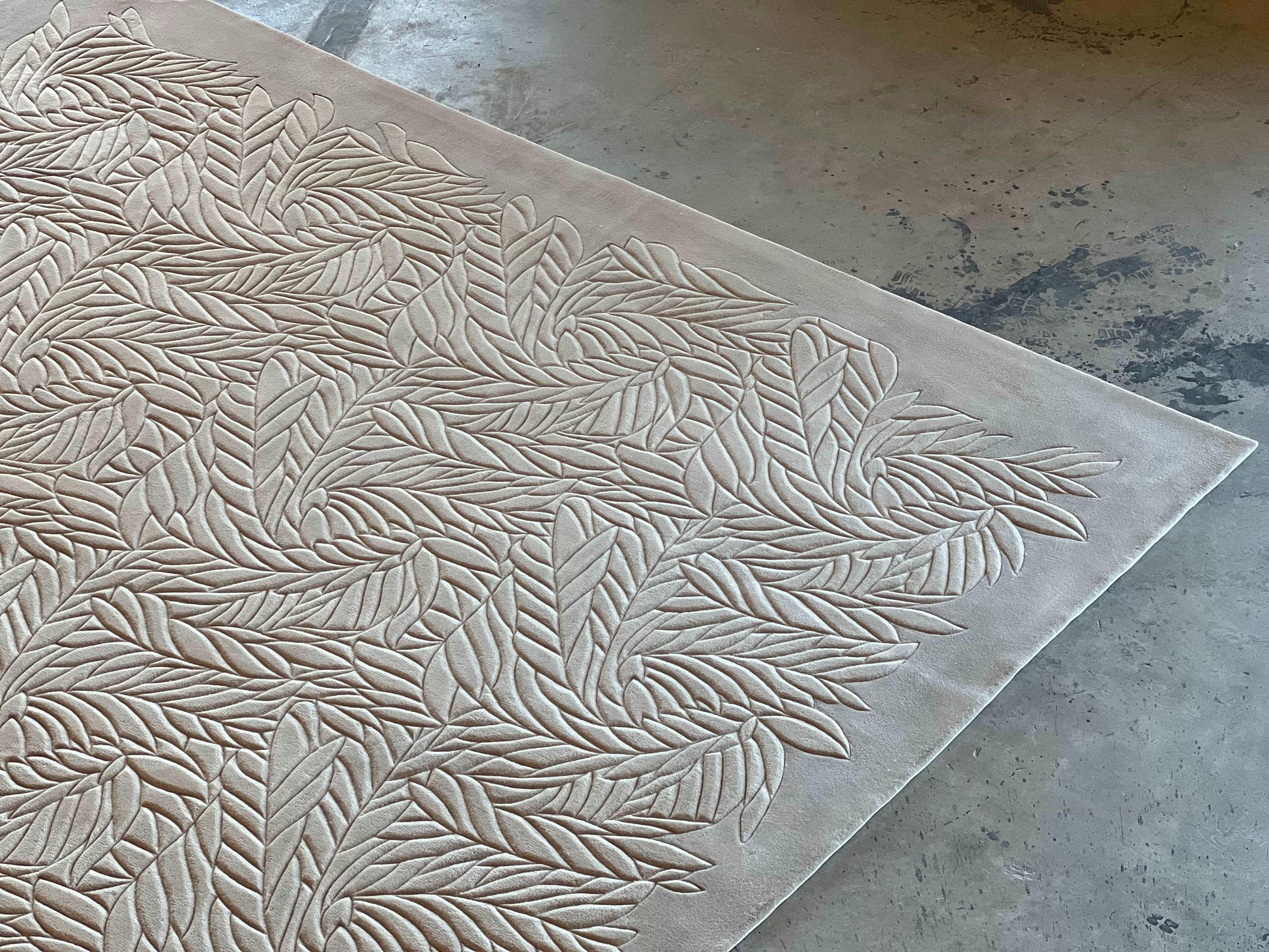 Leaves a Mark I Carpet - Hand-tufted New Zealand Wool - Zuma UAE