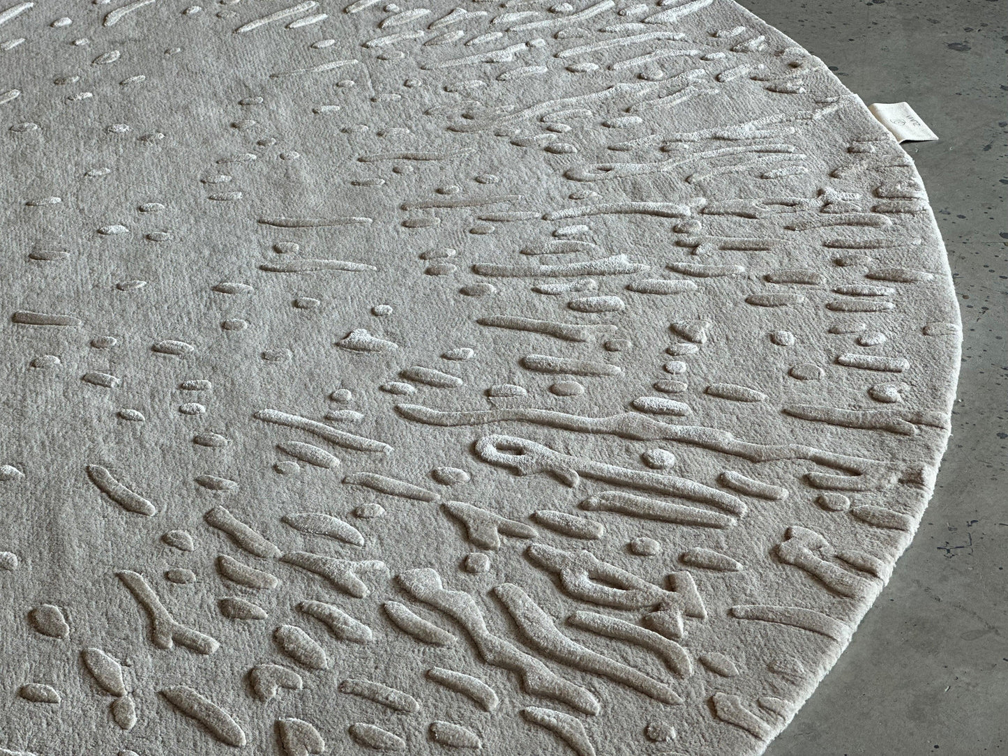 3*4m Silk Splatter (Ivory) Carpet - New Zealand Wool and Cotton Silk - Zuma UAE