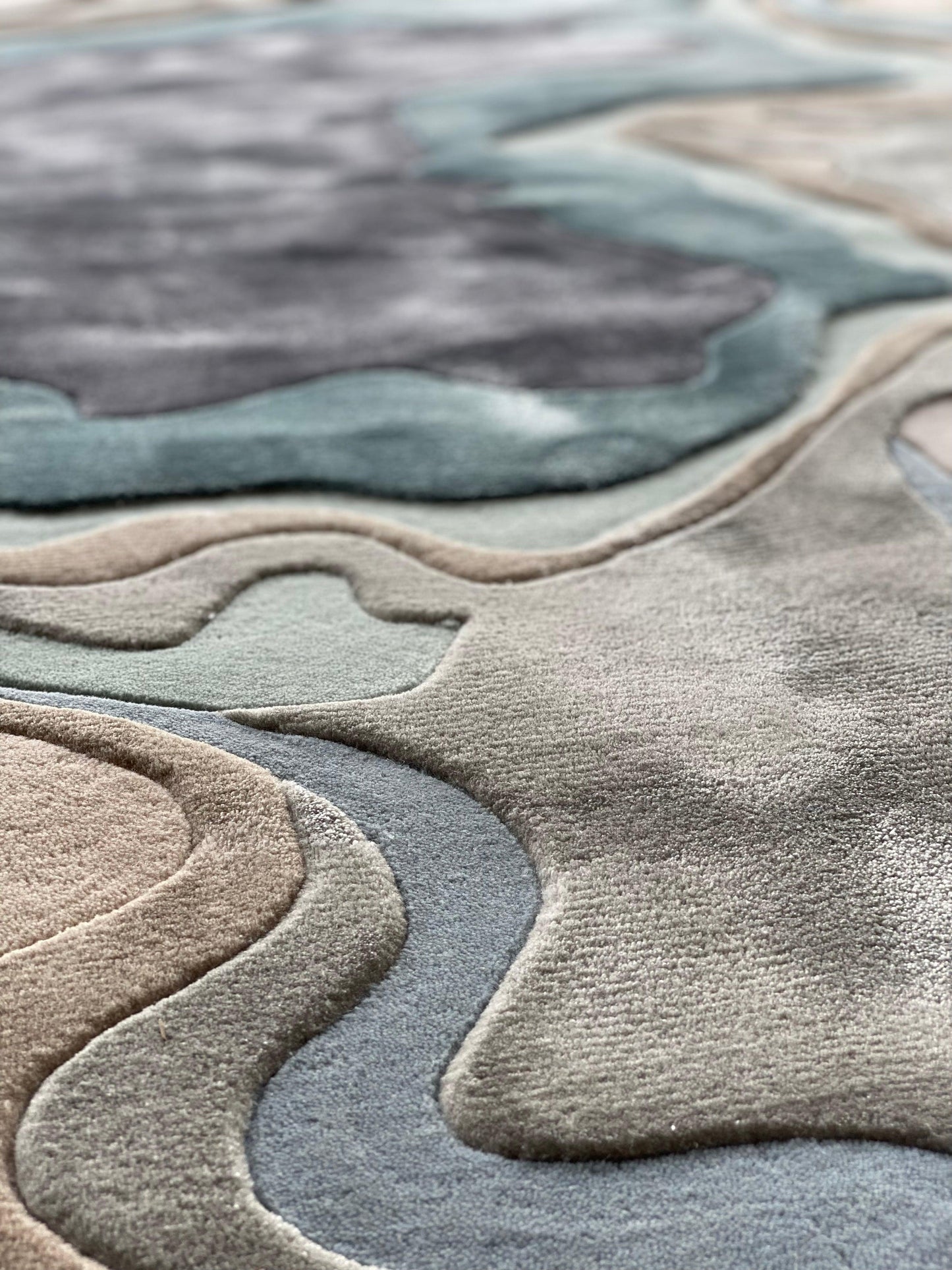 Oil Spill (Original) Carpet Online - New Zealand Wool and Polished Cotton Silk - Zuma UAE