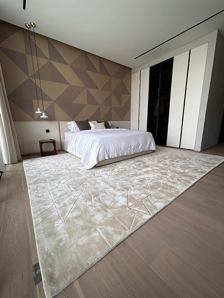 π (PI) Carpet - Hand tufted in Bamboo Silk - Zuma UAE