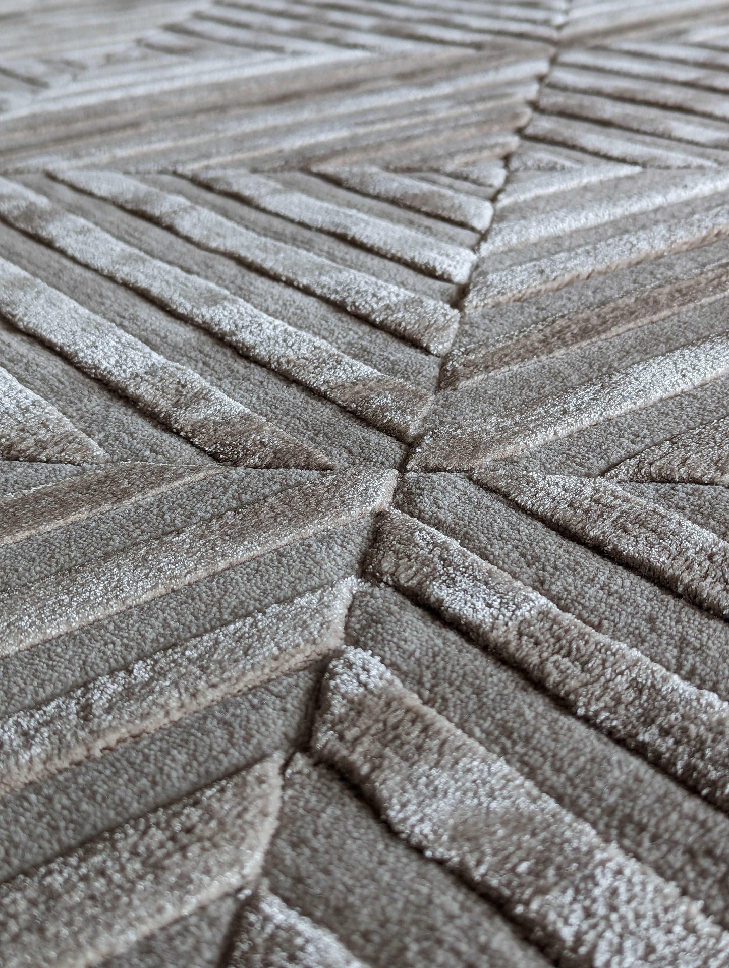 Kaleido Carpet - New Zealand Wool and Polished Cotton Silk - Zuma UAE