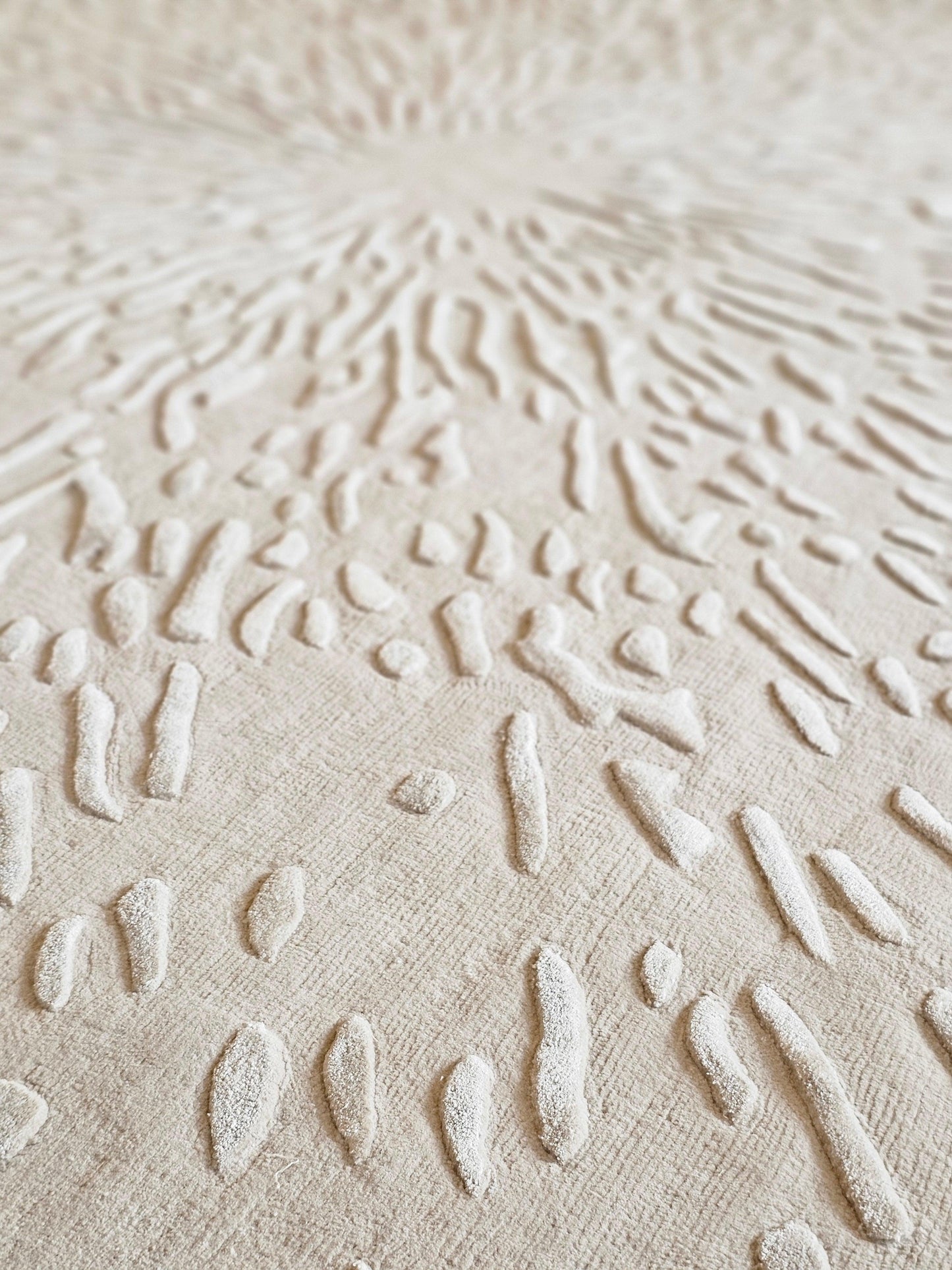 4*6m Silk Splatter 3.0 (Ivory) Carpet - Extra Fine Australian Wool and Tencel - Zuma UAE