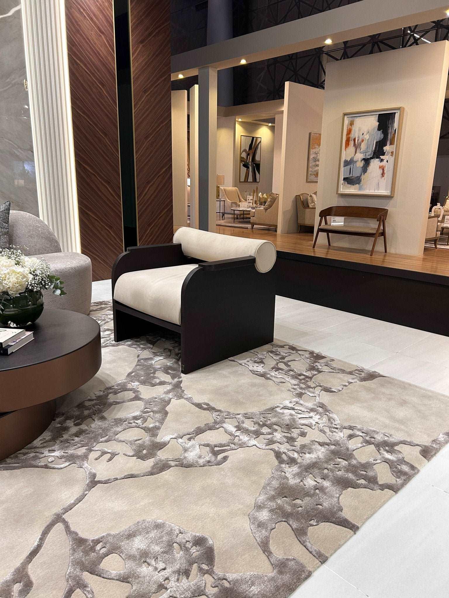 Arabescato (Grey) Carpet - Hand Carded Semi-Worsted New Zealand Wool and Bamboo Silk - Zuma UAE