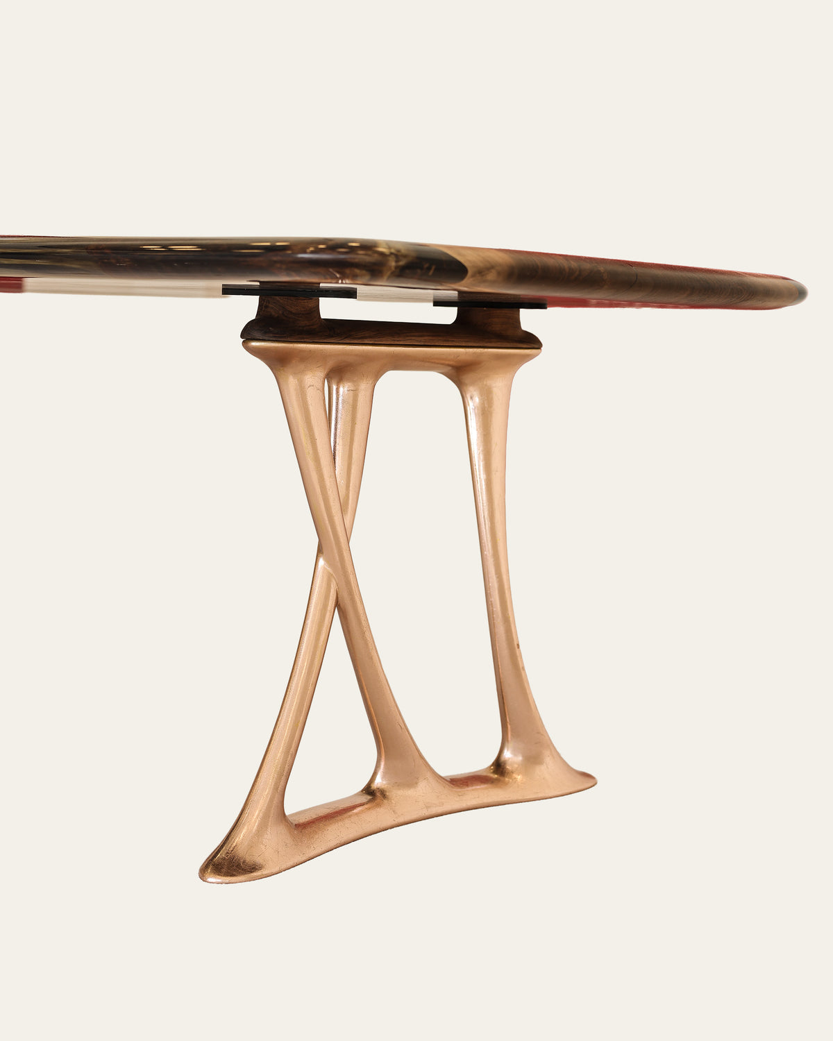 Liscio Dining Table