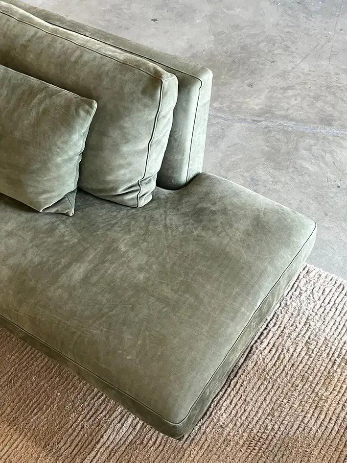 Taizen Sectional Sofa