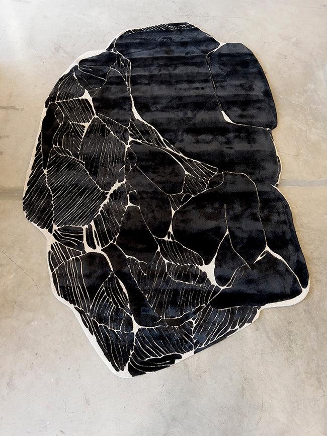 Silk Nero Carpet - Hand tufted in Bamboo Silk - Zuma UAE