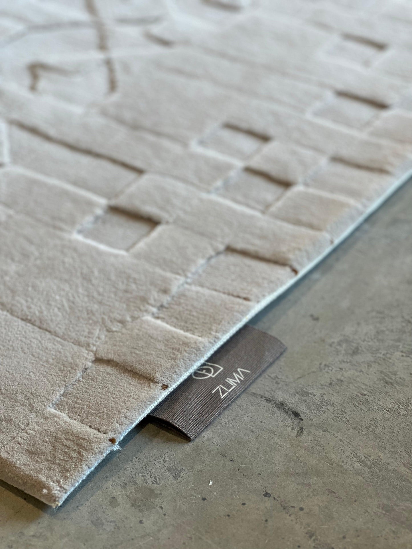 Peek-a-Boo (Hazel) Carpet - Hand tufted in Semi Worsted NZ Wool - Zuma UAE