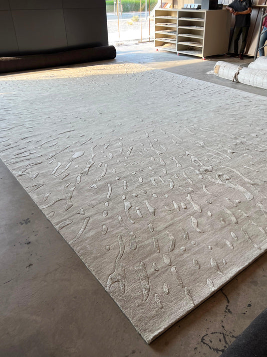Silk Splatter (Cold Grey) Carpet Buy Online - New Zealand Wool and Cotton Silk - Zuma UAE
