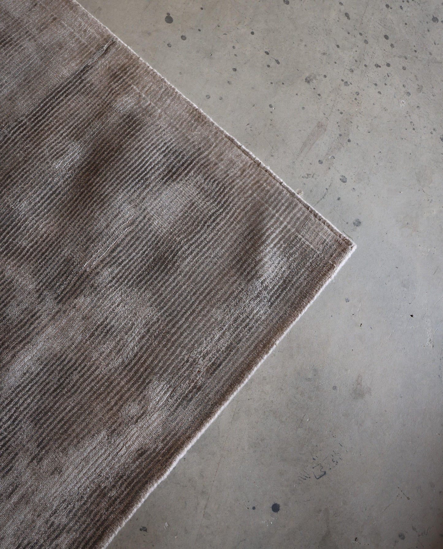 2.5*3m Stokes (Brown) - Cotton Silk & Handloom Carpet - Zuma UAE