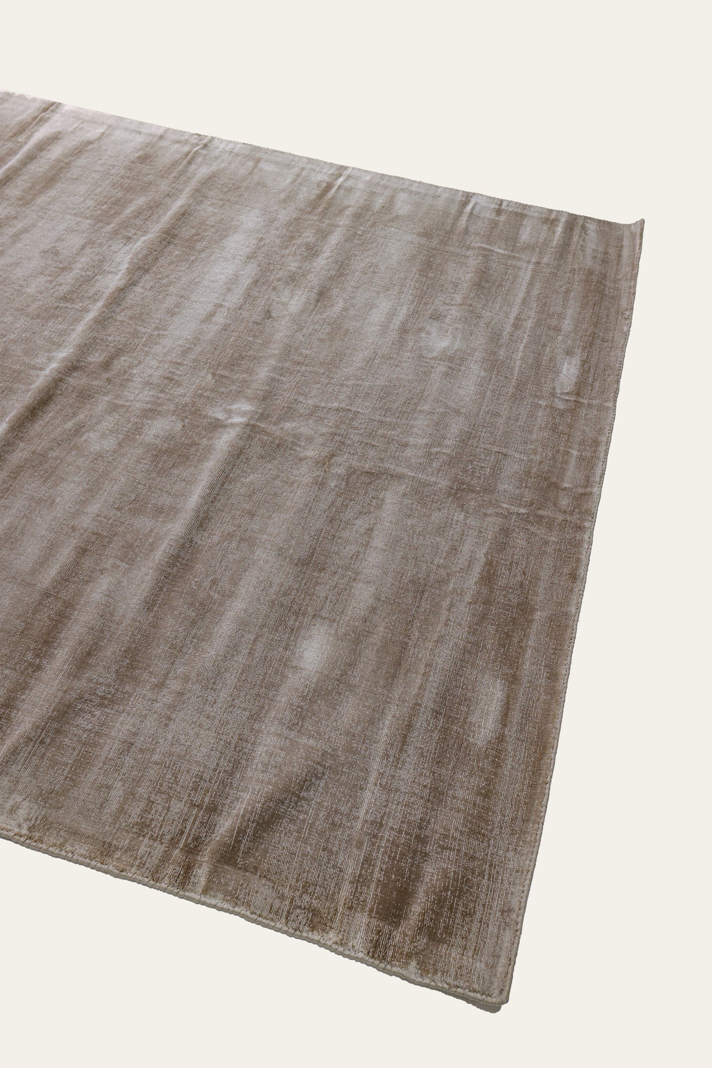 نصيحة المنفصمة (التيتانيوم)