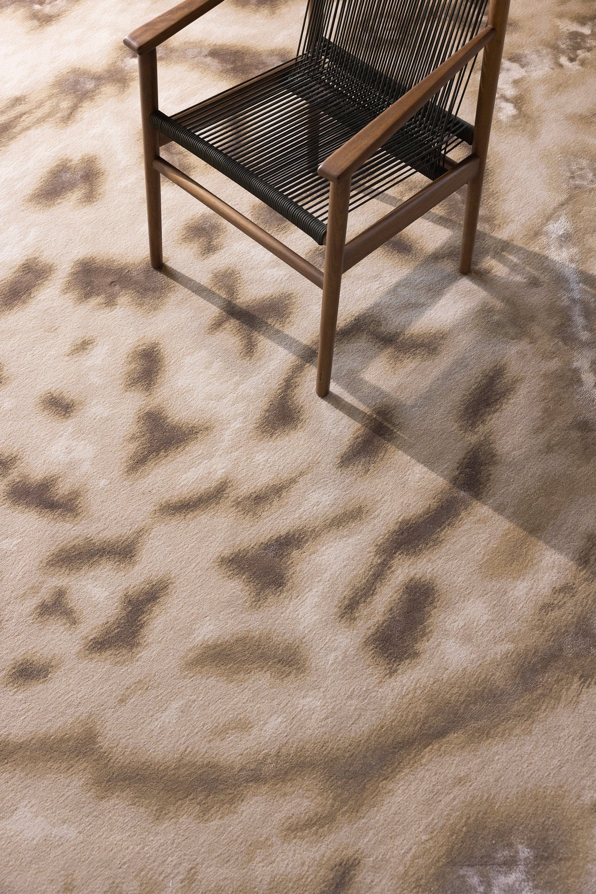 Roboto Carpet And Rugs - 100% Semi-Worsted New Zealand and Tencel - Zuma UAE