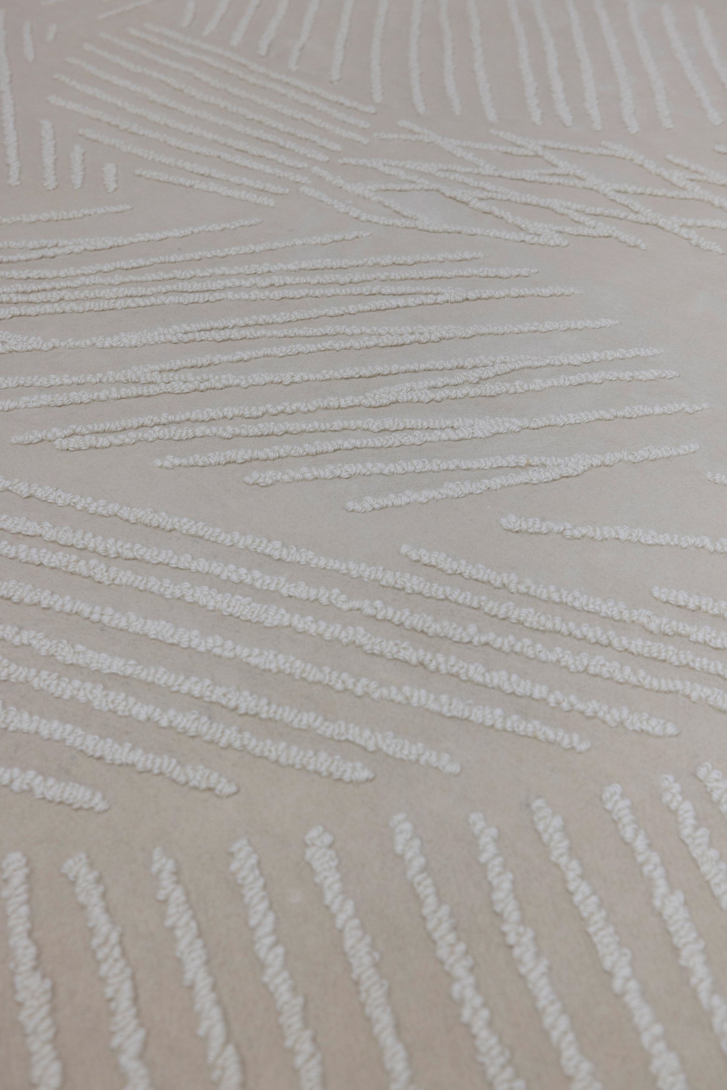 Moth (Ivory)