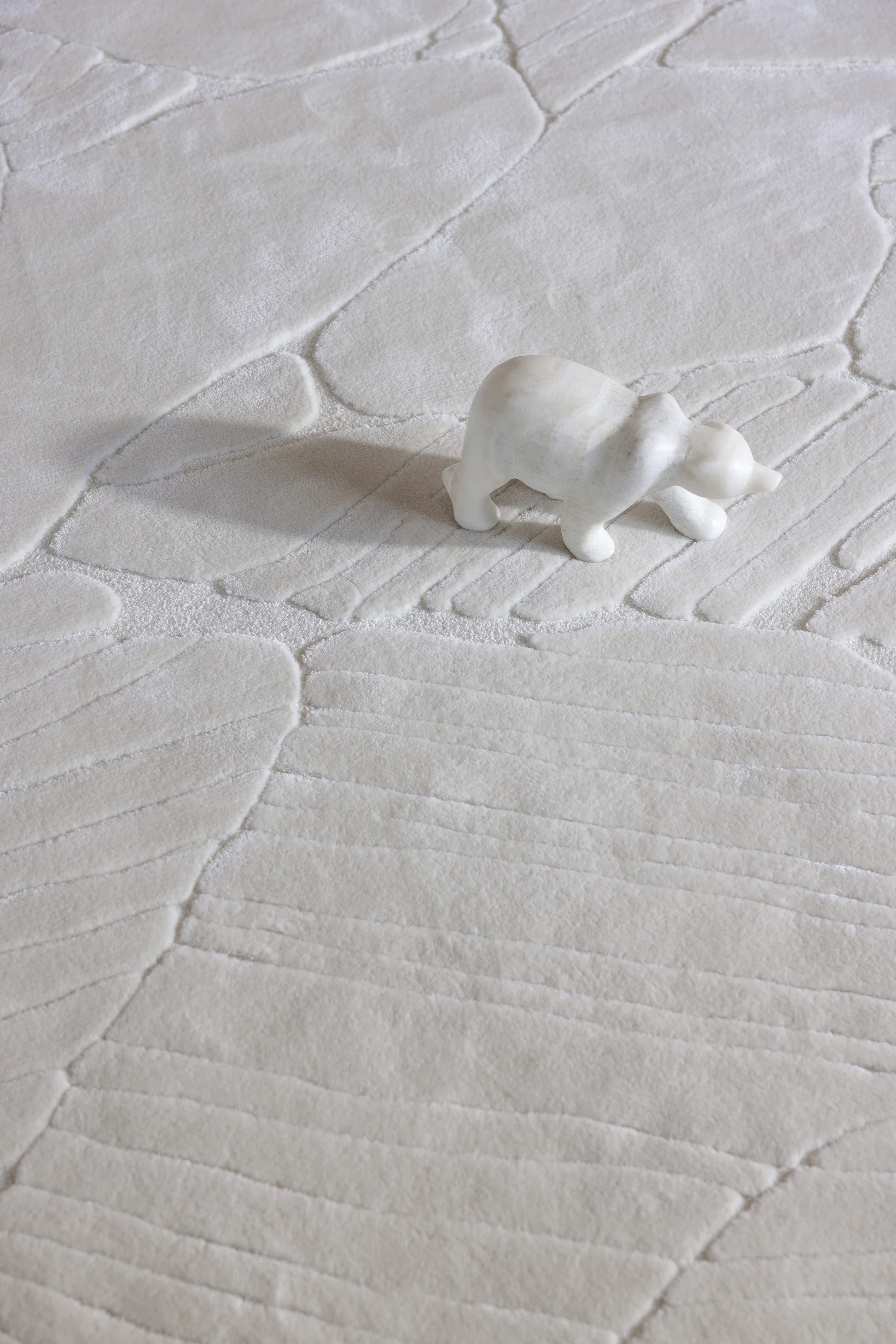 4*6m Menhir (Ivory) Carpet -  Hand Tufted 50% New Zealand Wool and 50% Tencel - Zuma UAE