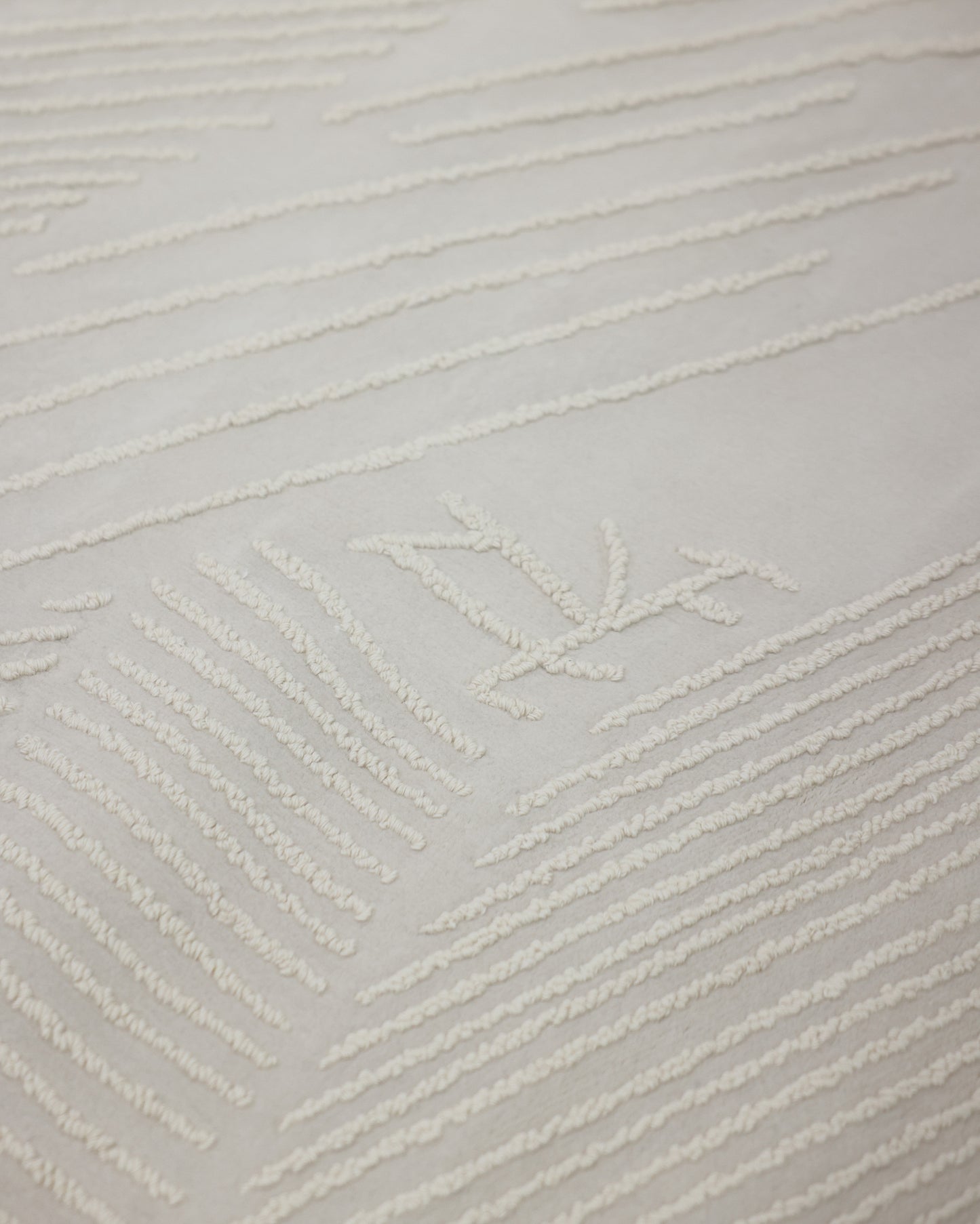 Moth (Ivory)