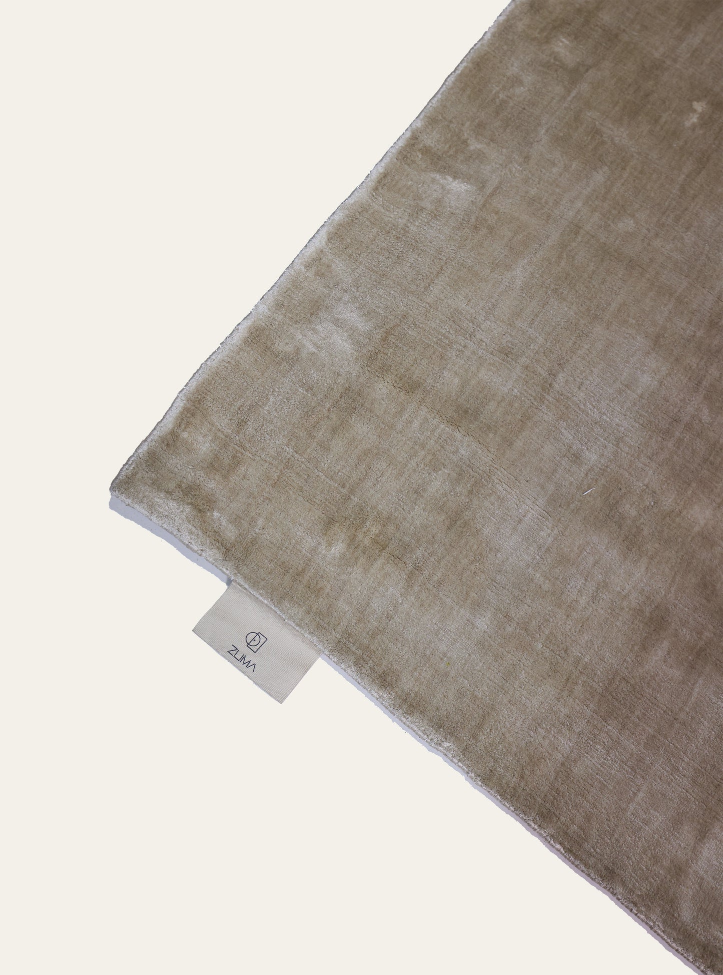 مجموعة النول الجميلة