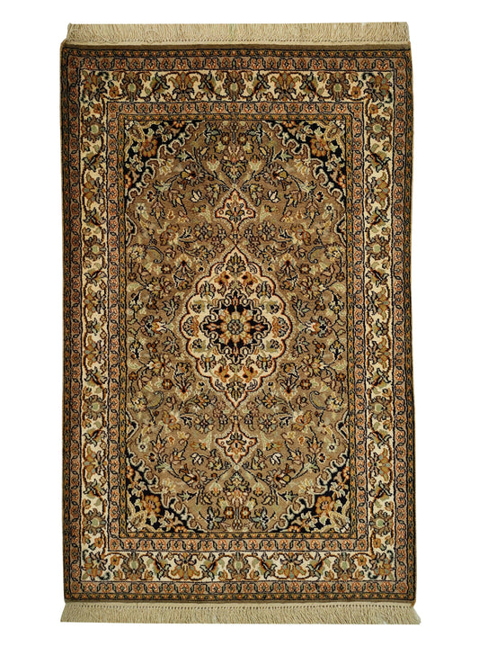KASHAN 9069
