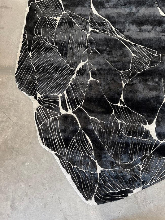 Silk Nero Carpet - Hand tufted in Bamboo Silk - Zuma UAE